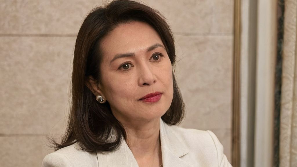 娱乐吃瓜教授打油诗融合头条集卡红包趣味揭秘