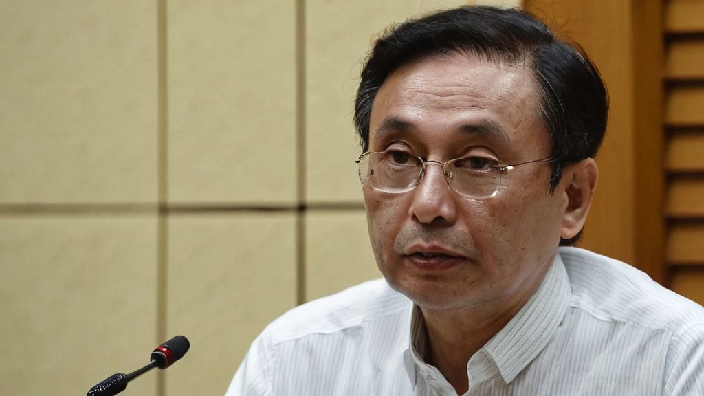 娱乐圈吃瓜范丞丞成长蜕变大反差,从偶像练习生到“虚假”恋情风波主播的真实揭秘